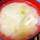 玉ねぎ・大根・油揚げの味噌汁